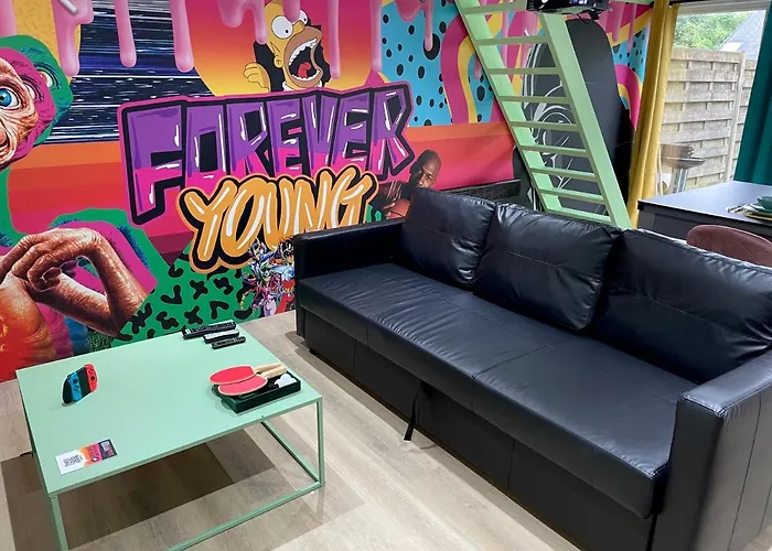 Capsule Forever Young - Jacuzzi - Sauna - Billard - Arcade De Jeux - Netflix & Home Cinema - Ping Pong