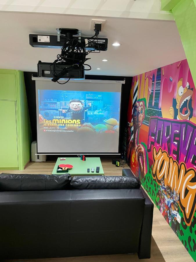 Capsule Forever Young - Jacuzzi - Sauna - Billard - Arcade De Jeux - Netflix & Cinema - Ping Pong *