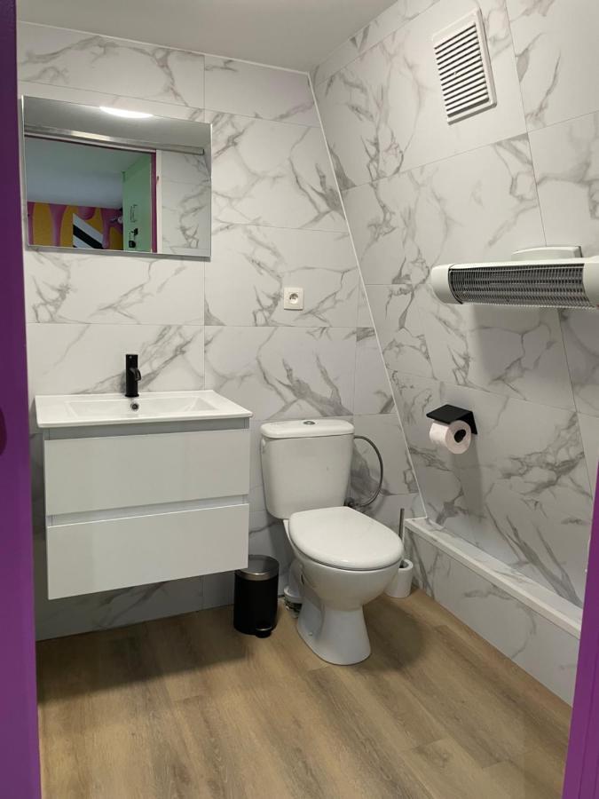Capsule Forever Young - Jacuzzi - Sauna - Billard - Arcade De Jeux - Netflix & Cinema - Ping Pong *