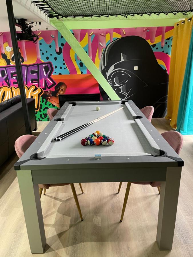 Capsule Forever Young - Jacuzzi - Sauna - Billard - Arcade De Jeux - Netflix & Cinema - Ping Pong Ferienhaus