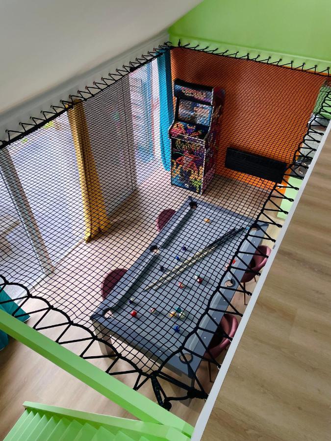 Vakantiehuis Capsule Forever Young - Jacuzzi - Sauna - Billard - Arcade De Jeux - Netflix & Cinema - Ping Pong