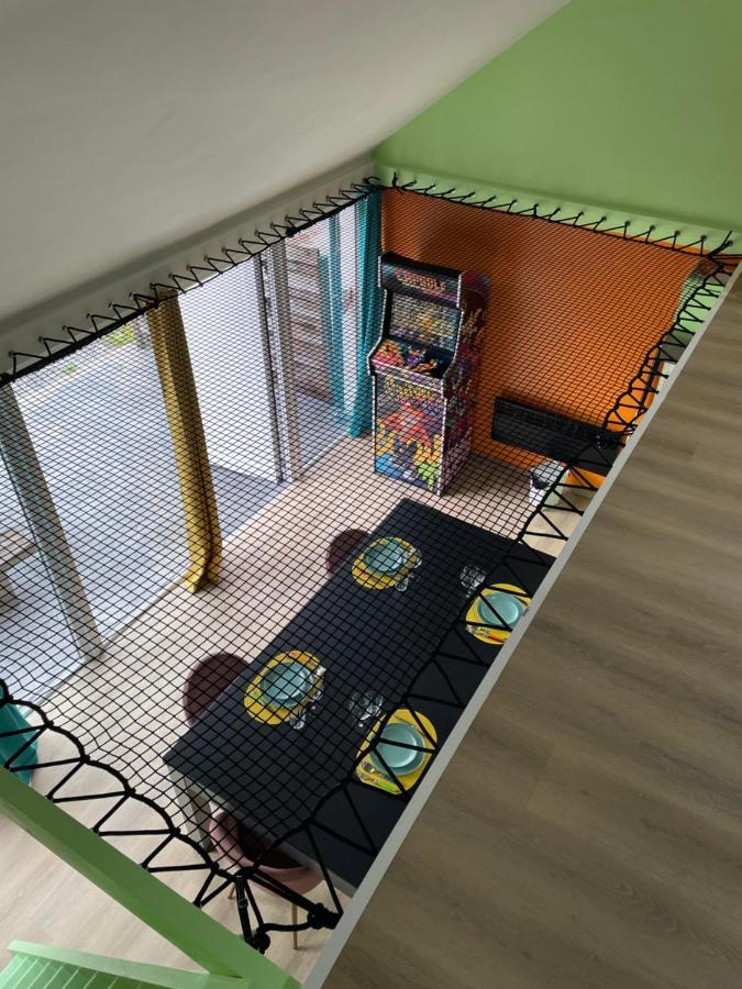 Capsule Forever Young - Jacuzzi - Sauna - Billard - Arcade De Jeux - Netflix & Cinema - Ping Pong Ferienhaus