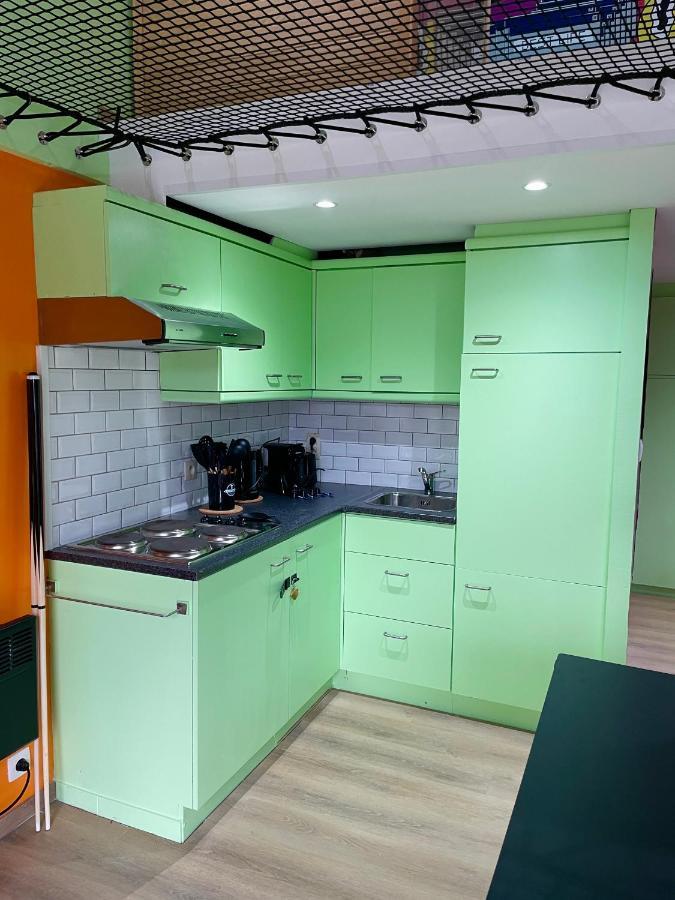 Capsule Forever Young - Jacuzzi - Sauna - Billard - Arcade De Jeux - Netflix & Cinema - Ping Pong Vakantiehuis